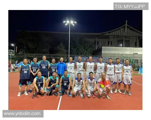 武汉篮球队团队协作能力提升显著荣获全国篮球团队协作排名新高